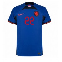 Niederlande Denzel Dumfries #22 Fußballbekleidung Auswärtstrikot WM 2022 Kurzarm